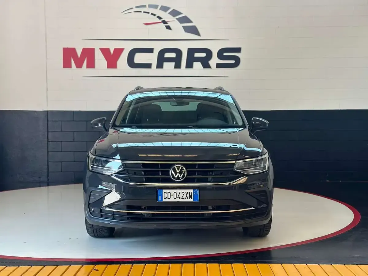 Usata VW Tiguan 150 CV (110 kW) 2021 Grigio SUV