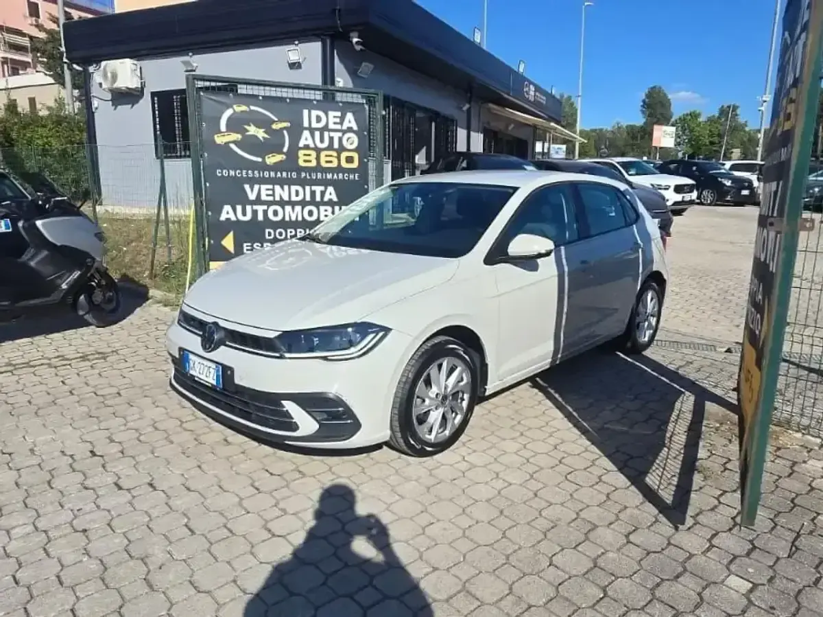 Usata VW Polo Style 95 CV (69 kW) 2022 Beige Utilitaria