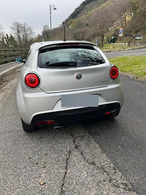 Usata Alfa Romeo MiTo 95 CV (69 kW) 2018 Grigio Utilitaria
