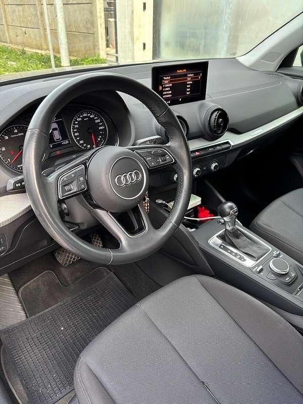 Usata Audi Q2 Business 116 CV (85 kW) 2018 Grigio SUV