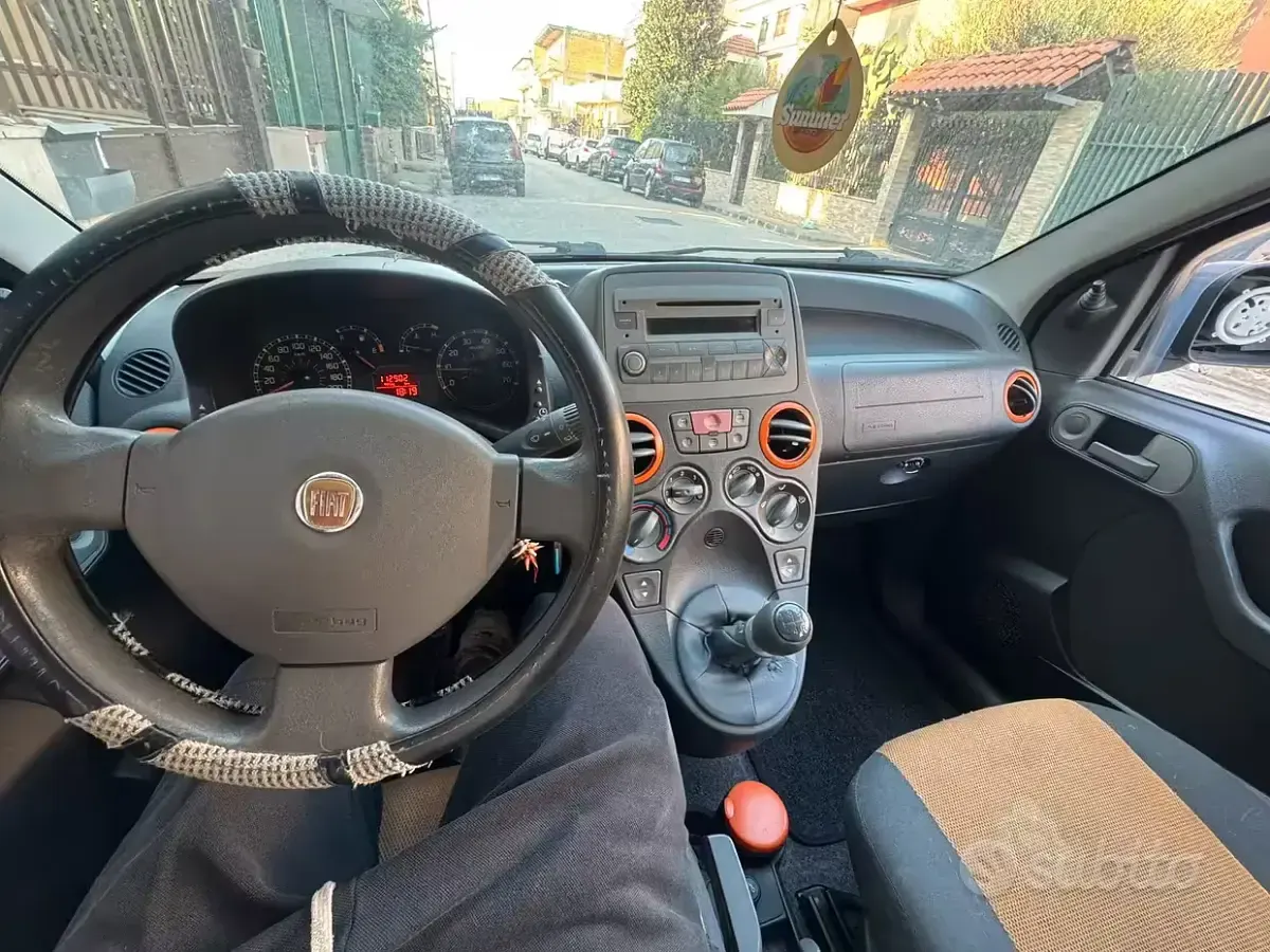 Usata Fiat Panda 60 CV (44 kW) 2009 Viola Utilitaria