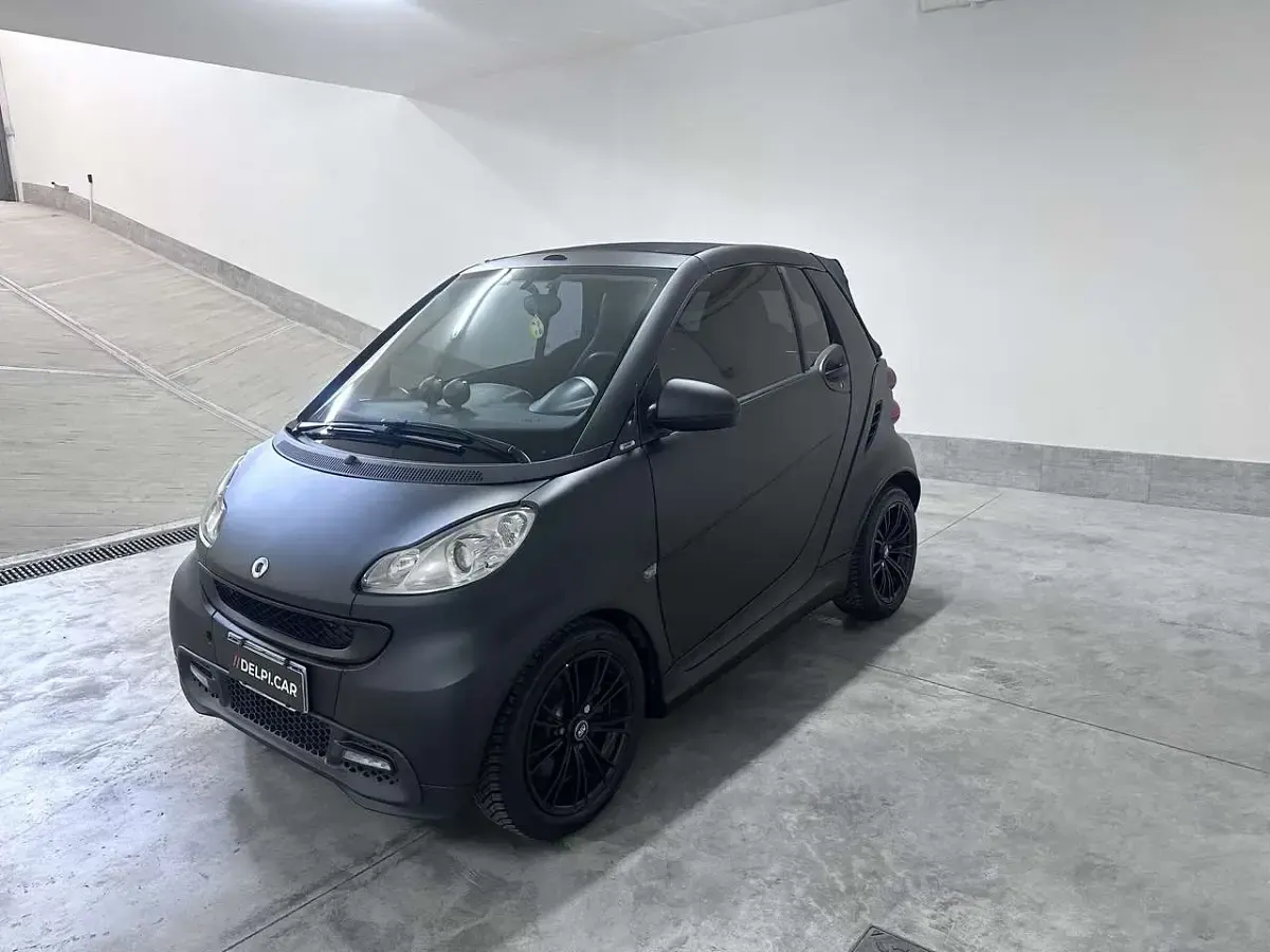 Usata Smart ForTwo Cabrio Brabus 98 CV (72 kW) 2010 Nero Cabrio