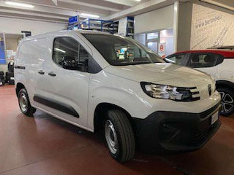Bianco Nuova 2025 Citroën Berlingo Furgone | 17.390 € (Ottimo prezzo) - Immagine 1/4