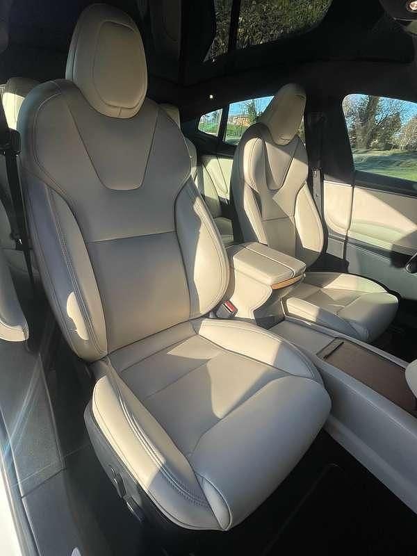 Usata Tesla Model S 158 kW (215 CV) 2020 Bianco Utilitaria