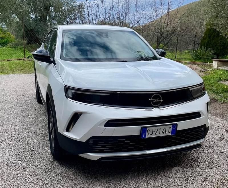 Usata Opel Mokka 130 CV (95 kW) 2022 Bianco SUV