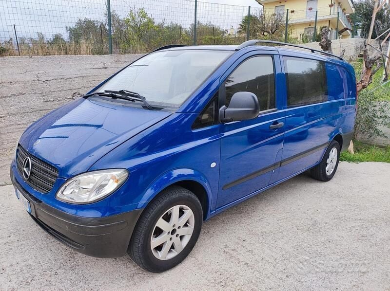 Usata Mercedes Vito 109 CV (80 kW) 2004 Blu/azzurro Furgone