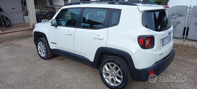 Usata Jeep Renegade 190 CV (139 kW) 2015 Bianco SUV