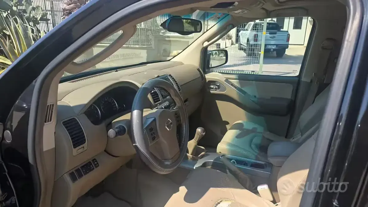 Usata Nissan Pathfinder 174 CV (127 kW) 2005 Nero SUV