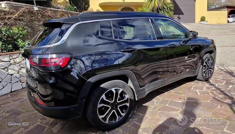 Usata Jeep Compass 130 CV (95 kW) 2022 Nero SUV