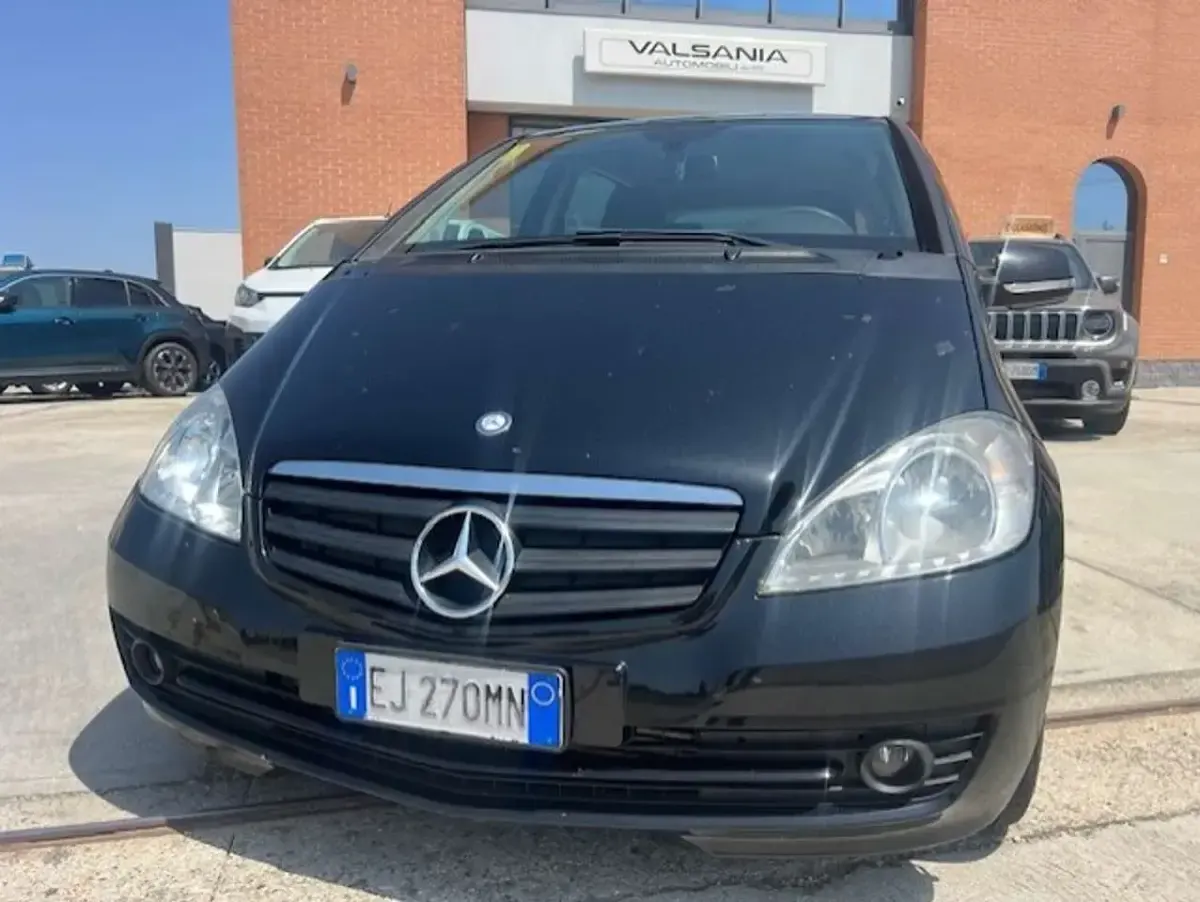 Usata Mercedes A160 Style 82 CV (60 kW) 2011 Nero Utilitaria