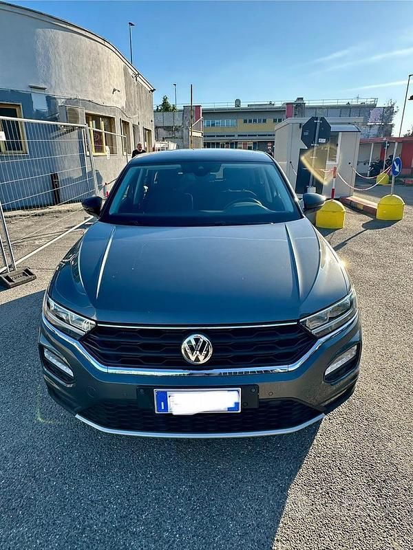 Usata VW T-Roc Style 2019 Grigio SUV