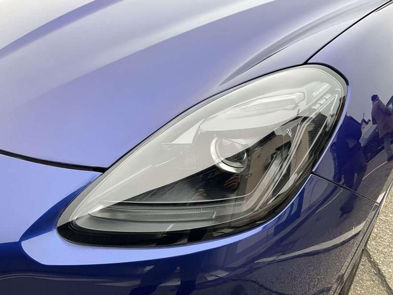 Usata Maserati Grecale Folgore 409 kW (557 CV) 2024 Blu/azzurro SUV