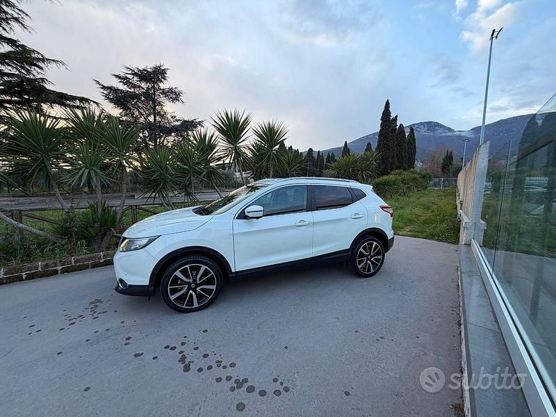 Usata Nissan Qashqai Tekna 130 CV (95 kW) 2016 SUV