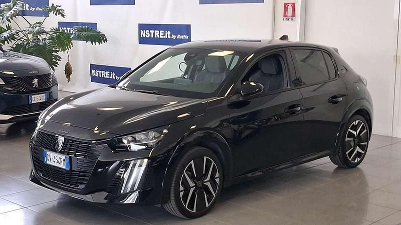 Usata Peugeot 208 GT 101 CV (74 kW) 2024 Nero Utilitaria