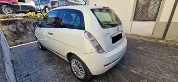 Usata Lancia Ypsilon Platinum 75 CV (55 kW) 2011 Altro Utilitaria