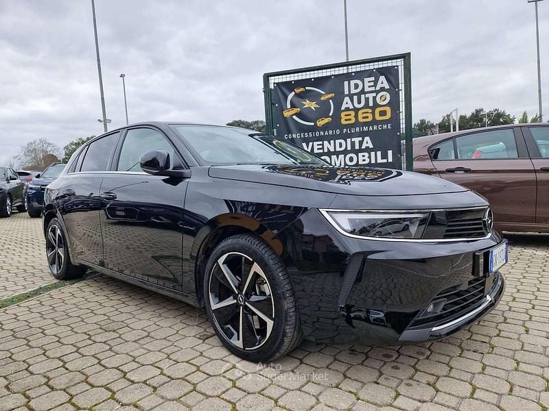 Usata Opel Astra Elegance 150 CV (110 kW) 2023 Nero Berlina