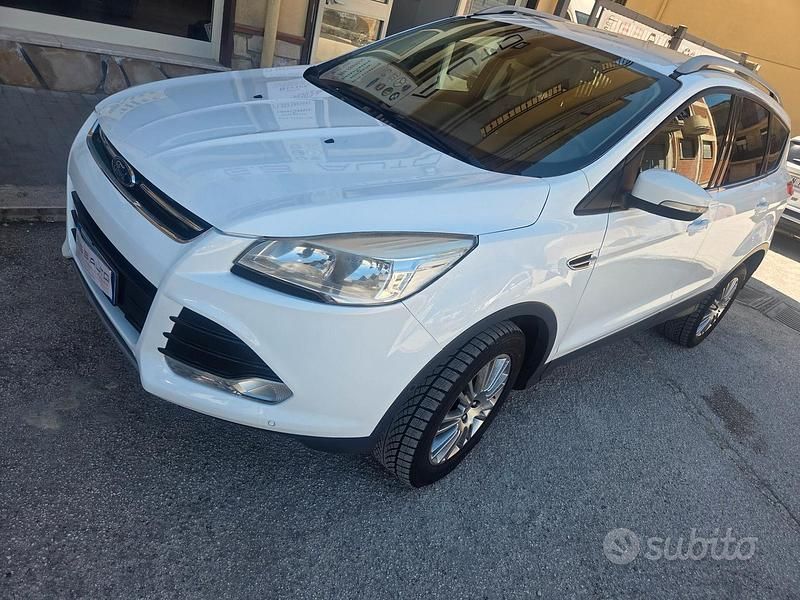 Usata Ford Kuga Titanium 140 CV (102 kW) 2014 Bianco SUV