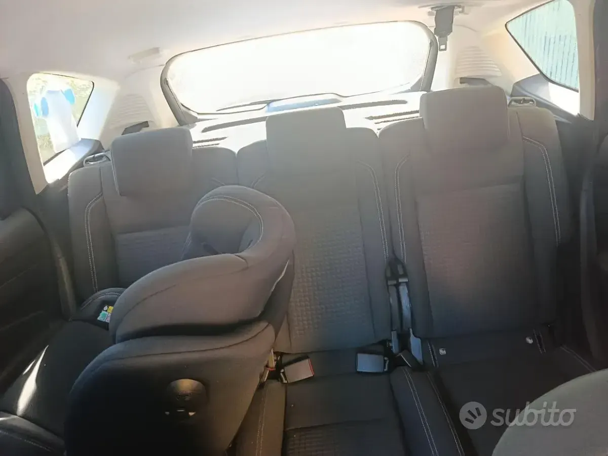 Usata Ford C-MAX 120 CV (88 kW) 2017 Grigio Monovolume