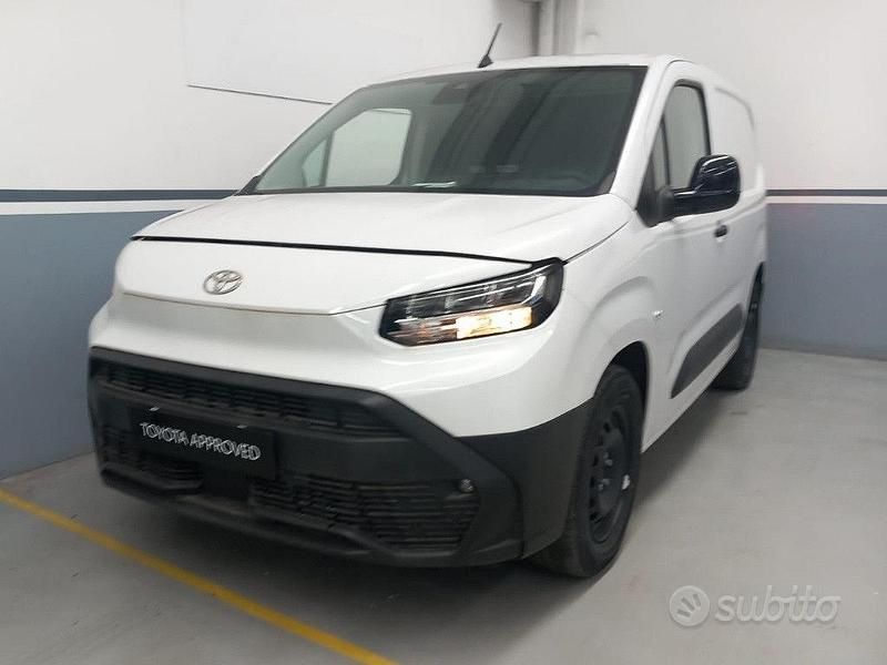 Usata Toyota Proace City City 2024 Bianco Monovolume