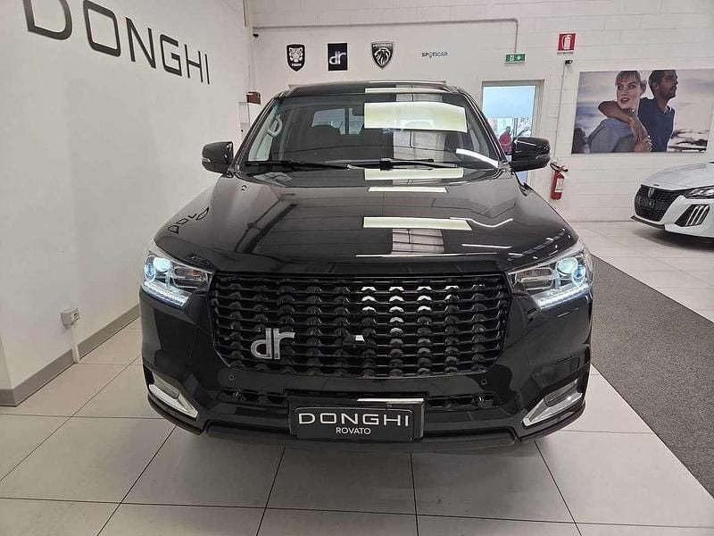 Nuova DR DR2 136 CV (100 kW) 2025 Nero Utilitaria