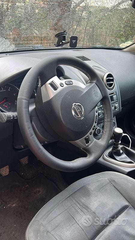 Usata Nissan Qashqai 115 CV (84 kW) 2011 Nero SUV