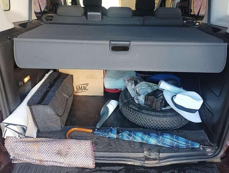 Usata Fiat Doblò Emotion 90 CV (66 kW) 2011 Rosso Monovolume