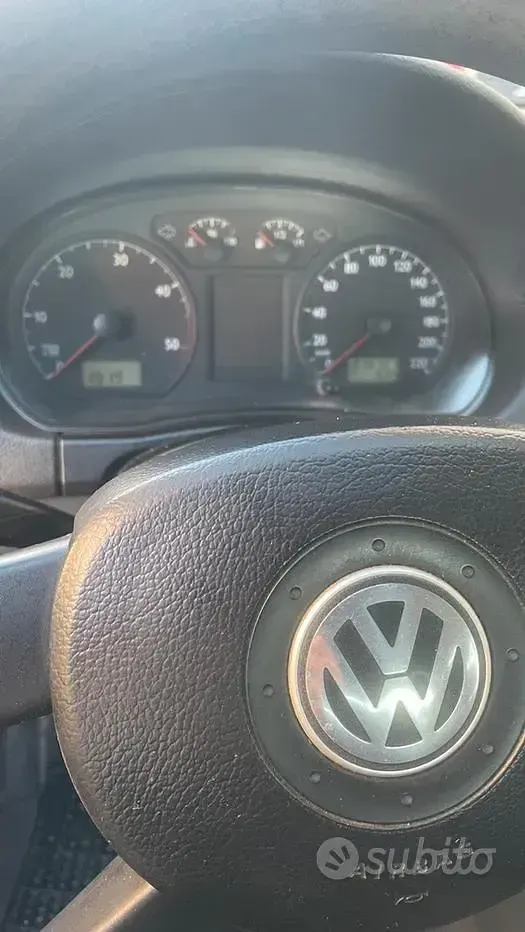 Usata VW Polo 75 CV (55 kW) 2003 Grigio Utilitaria