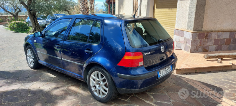 Usato 2000 VW Golf IV 1.6 Benzin (2.500 €)