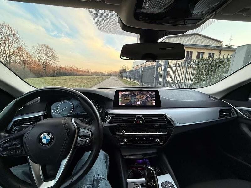 Usata BMW 520 Efficient Dynamics 190 CV (139 kW) 2020 Argento Station wagon