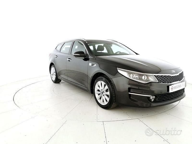 Usata Kia Optima 141 CV (103 kW) 2017 Nero Station wagon