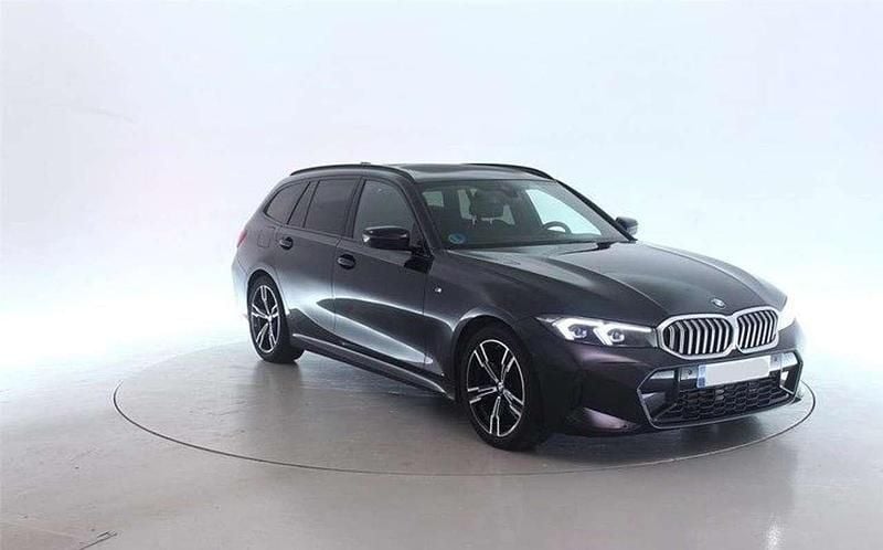 Nero Usata 2025 BMW 318 M Sport Station wagon | 41.700 € (Buon prezzo) - Immagine 1/4