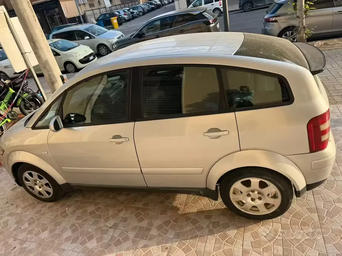 Gebraucht Audi A2 Comfort 75 PS (55 kW) 2002 Grau Kleinwagen