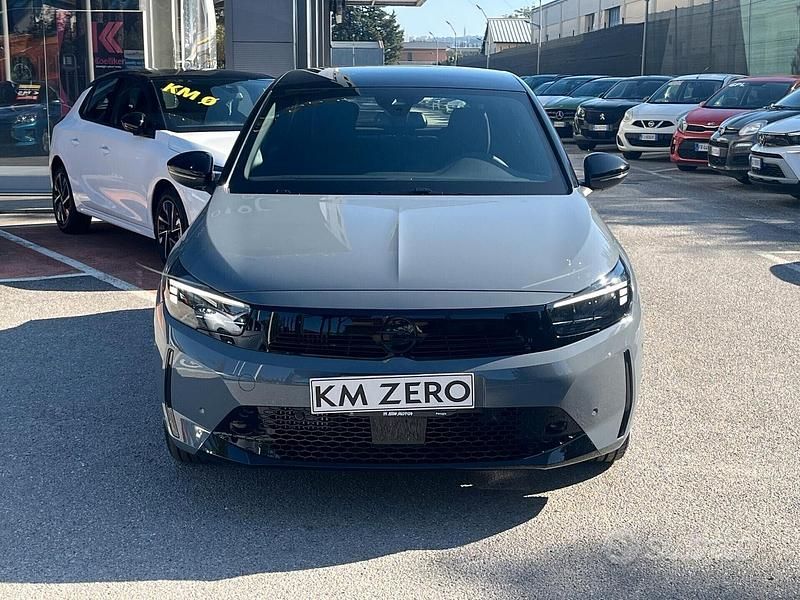 Nuova Opel Corsa 101 CV (74 kW) 2025 Grigio Utilitaria