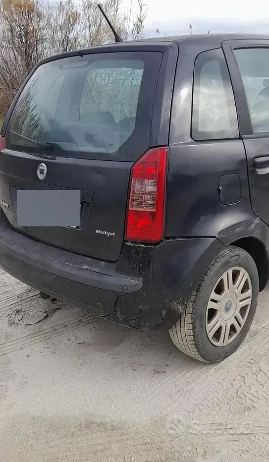 Usata Fiat Idea 69 CV (50 kW) 2005 Nero Monovolume