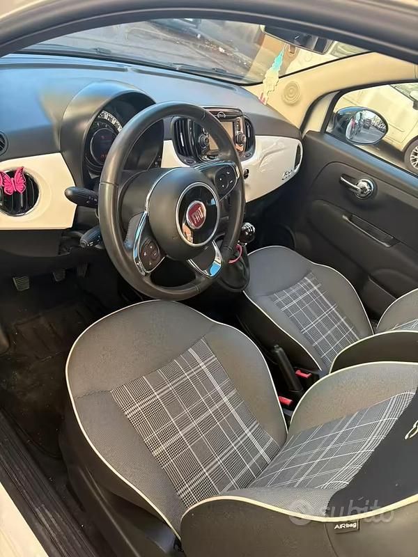 Usata Fiat 500 Lounge 69 CV (50 kW) 2018 Bianco Utilitaria