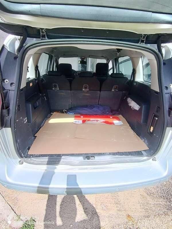 Usata Peugeot 5008 Active 114 CV (83 kW) 2013 Grigio Monovolume