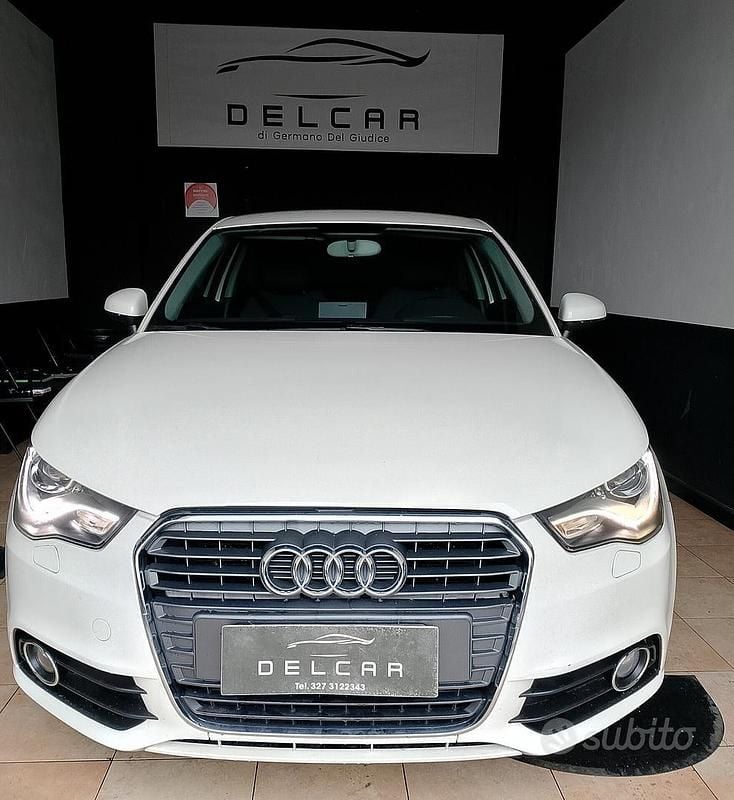 Usata Audi A1 Attraction 105 CV (77 kW) 2011 Bianco Utilitaria