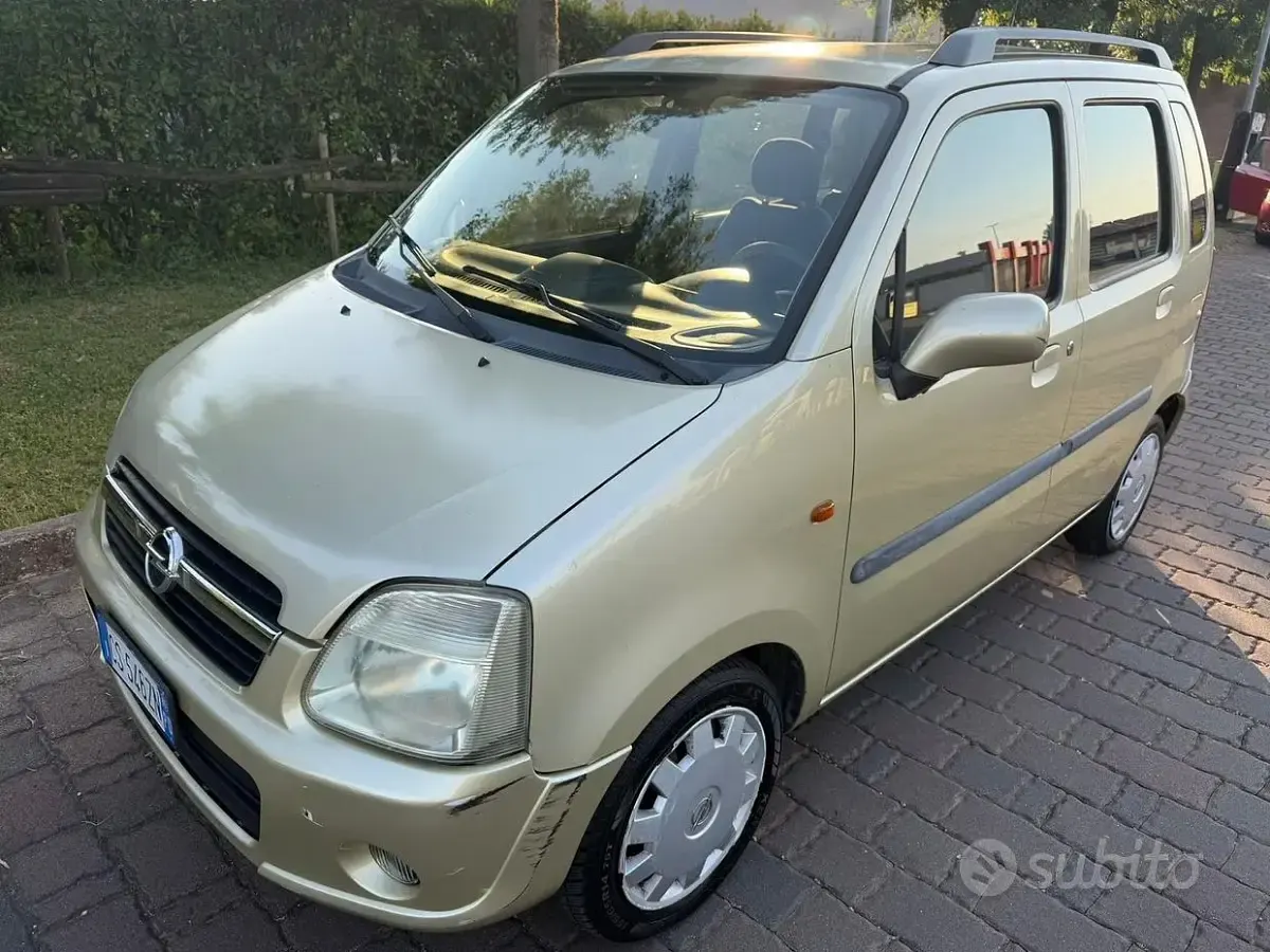 Usata Opel Agila 60 CV (44 kW) 2005 Monovolume
