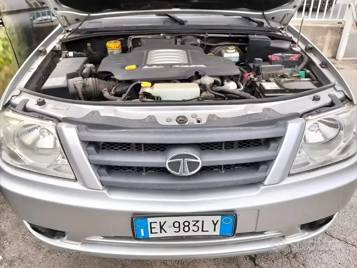 Usata Tata Xenon 150 CV (110 kW) 2012 Grigio Pick-up