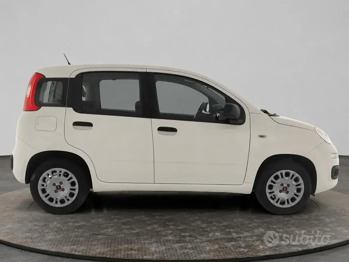 Usata Fiat Panda Easy 69 CV (50 kW) 2020 Bianco Utilitaria