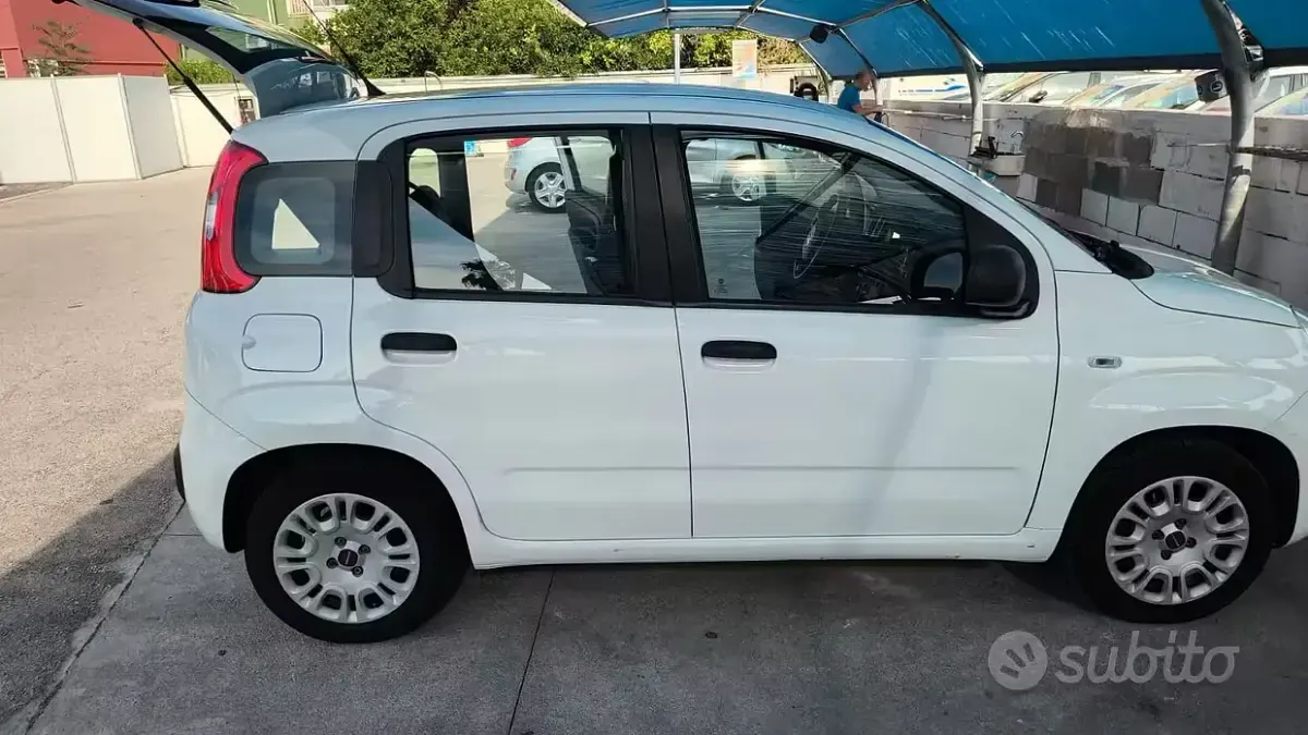 Usata Fiat Panda 69 CV (50 kW) 2018 Bianco Utilitaria