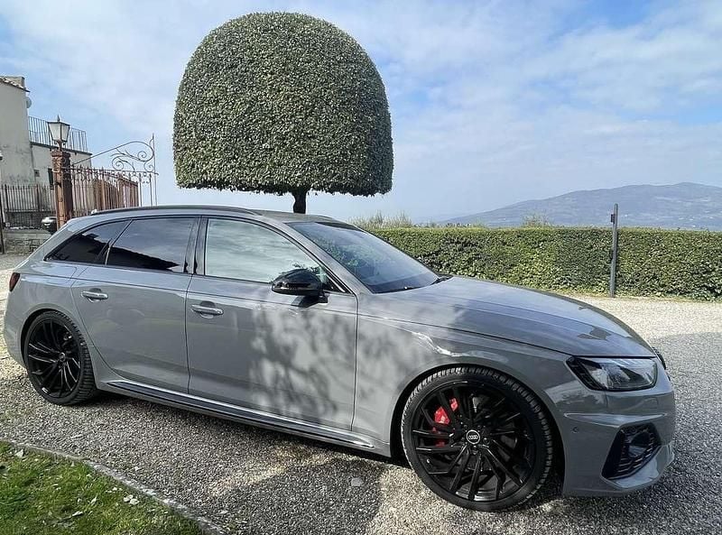 Usata Audi RS4 Exclusive 450 CV (330 kW) 2022 Grigio Station wagon