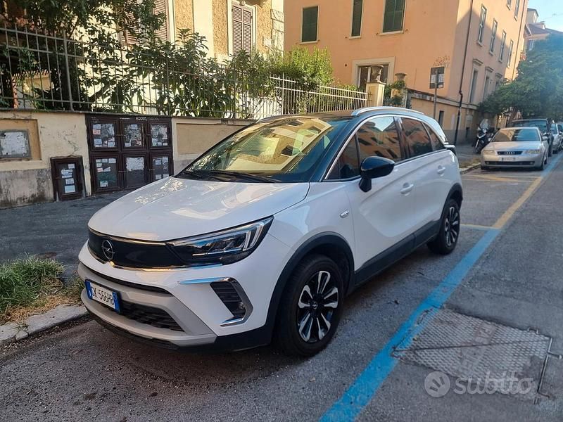 Usata Opel Crossland 110 CV (80 kW) 2022 Bianco SUV