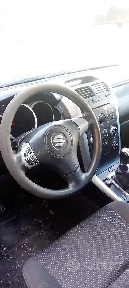 Usata Suzuki Vitara 129 CV (94 kW) 2006 Grigio Station wagon