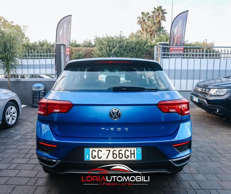 Usata VW T-Roc Advance 116 CV (85 kW) 2020 Blu SUV