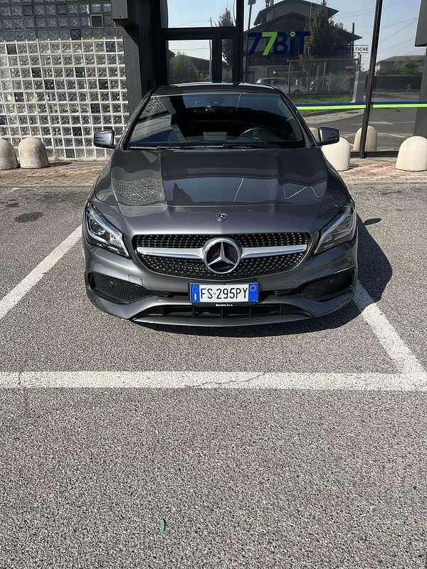 Usata Mercedes CLA200 Premium 136 CV (100 kW) 2018 Berlina