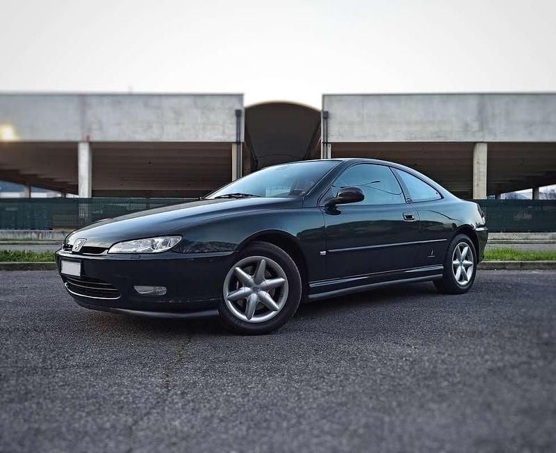 Usata Peugeot 406 Coupe 190 CV (139 kW) 1998 Verde Coupé