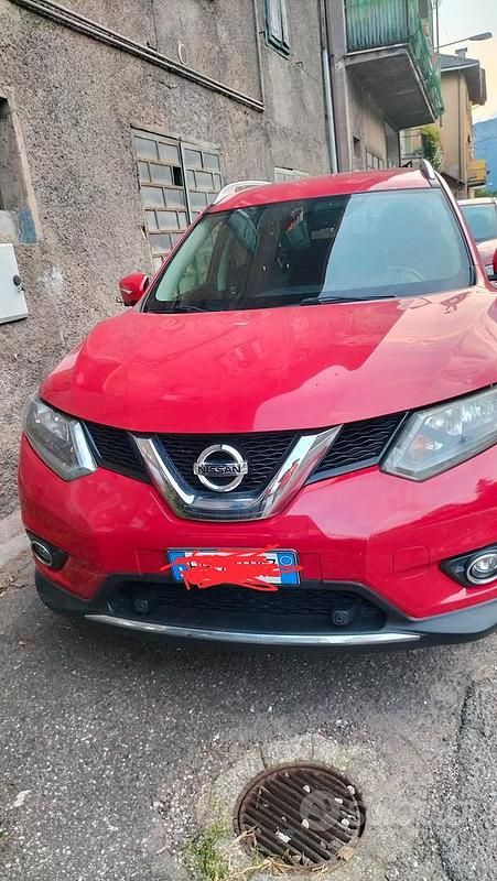 Usata Nissan X-Trail 131 CV (96 kW) 2017 Rosso SUV