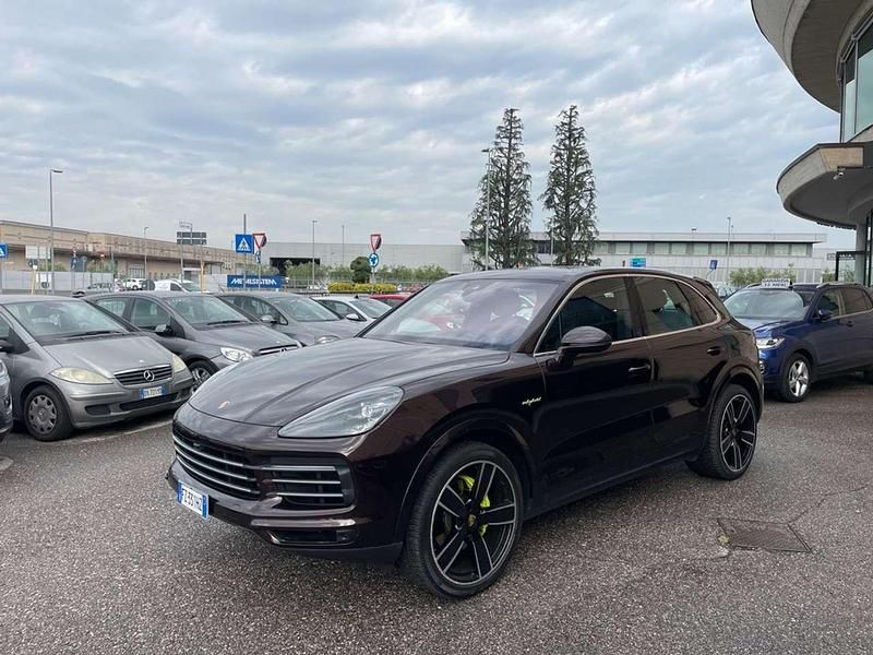 Usata Porsche Cayenne 340 CV (250 kW) 2019 Marrone SUV
