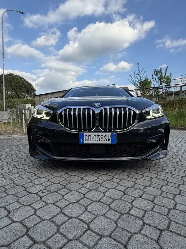 Usata BMW 116 M Sport 116 CV (85 kW) 2021 Nero Utilitaria